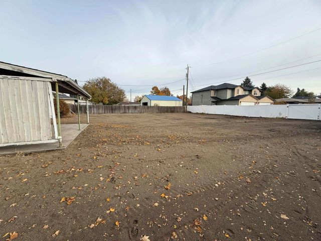 1902 N Ely Rd, Spokane Valley, WA 99212