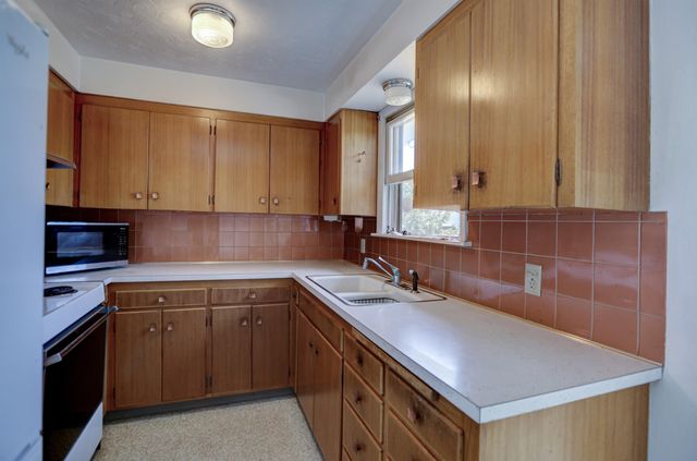 1902 N Ely Rd, Spokane Valley, WA 99212