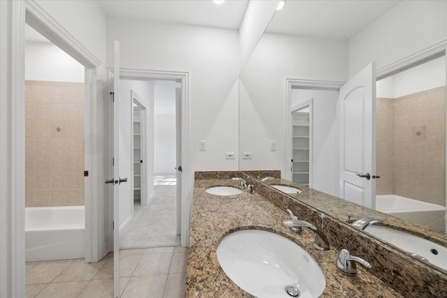 417 W 9th Street, Hinsdale, IL 60521