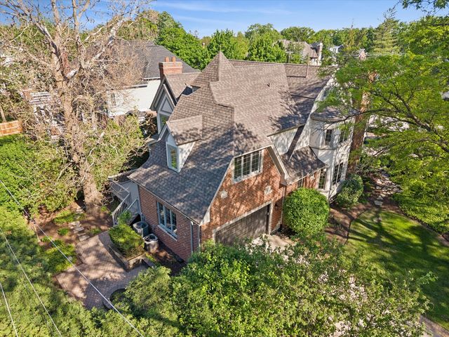 417 W 9th Street, Hinsdale, IL 60521