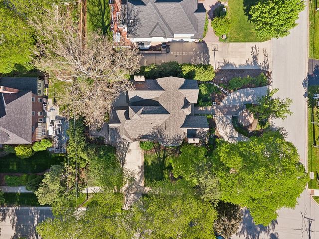 417 W 9th Street, Hinsdale, IL 60521