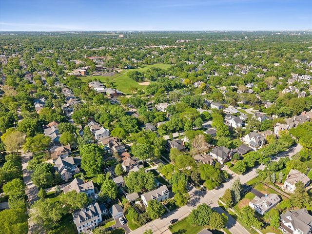 417 W 9th Street, Hinsdale, IL 60521