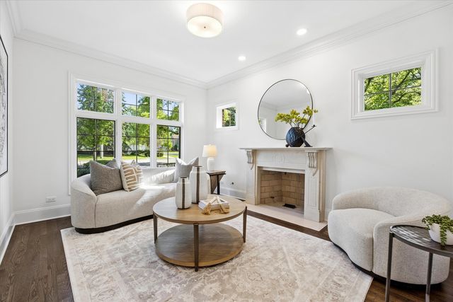 417 W 9th Street, Hinsdale, IL 60521