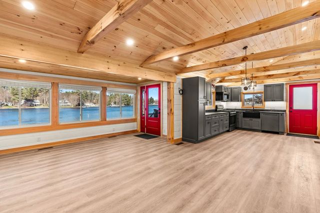 50 Kingsbury Drive, Milton, NH 03851