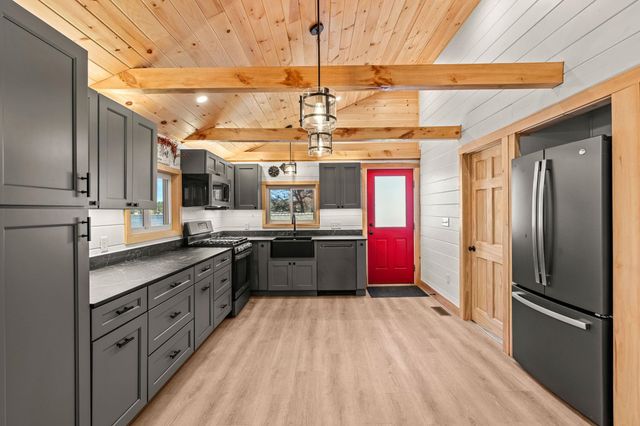 50 Kingsbury Drive, Milton, NH 03851