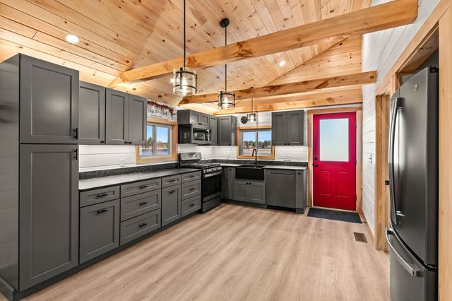 50 Kingsbury Drive, Milton, NH 03851