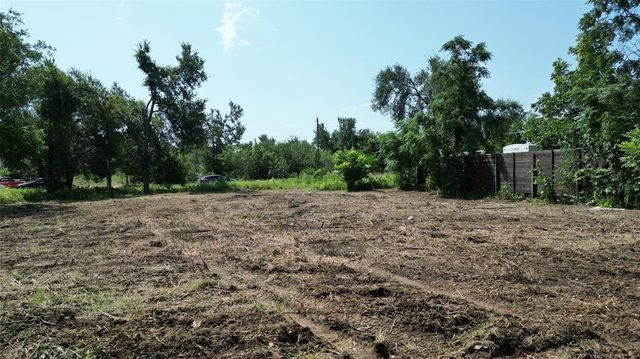 TBD Arthur ST, Elgin, TX 78621