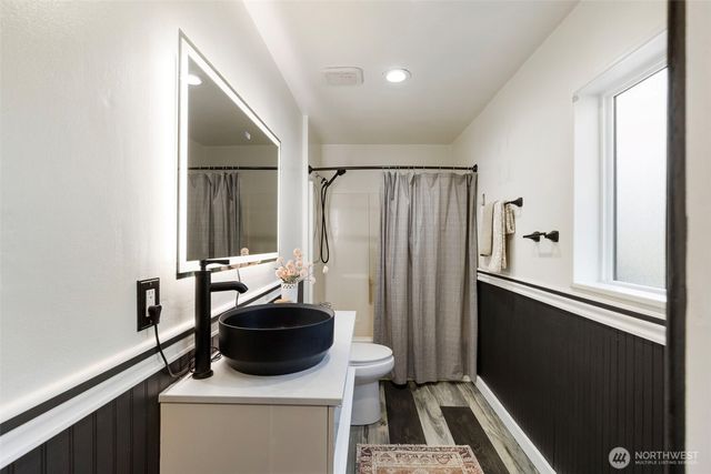 1819 S Marine Drive, Bremerton, WA 98312