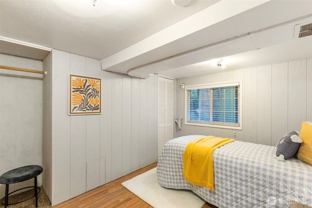 1819 S Marine Drive, Bremerton, WA 98312