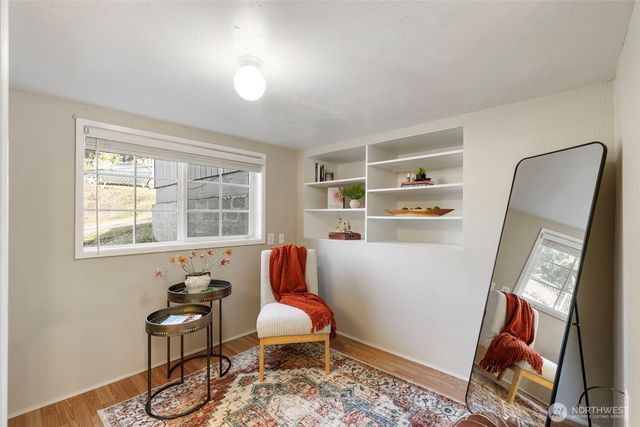 1819 S Marine Drive, Bremerton, WA 98312