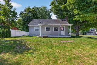 201 Tipperary Street, Leoni Twp, MI 49254