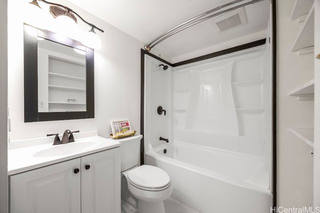 370 Kawaihae Street 370G, Honolulu, HI 96825