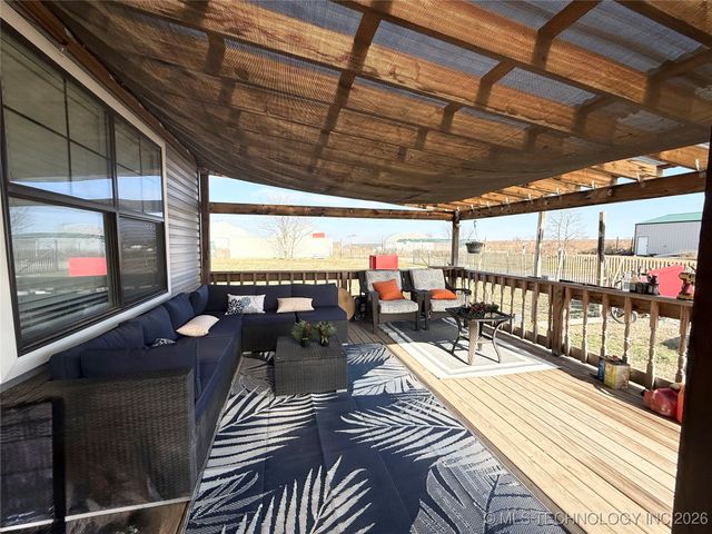 426550 E 250 Road, Chelsea, OK 74016