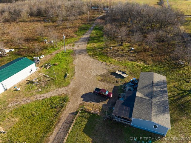 426550 E 250 Road, Chelsea, OK 74016