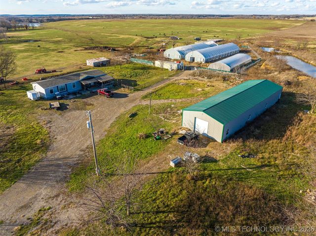 426550 E 250 Road, Chelsea, OK 74016