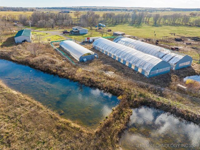 426550 E 250 Road, Chelsea, OK 74016