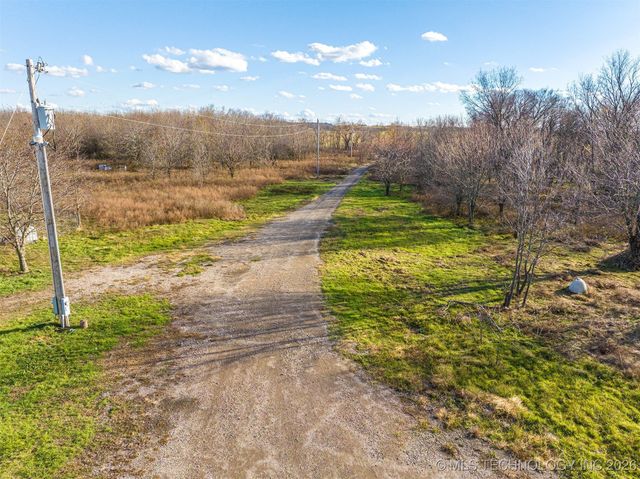 426550 E 250 Road, Chelsea, OK 74016