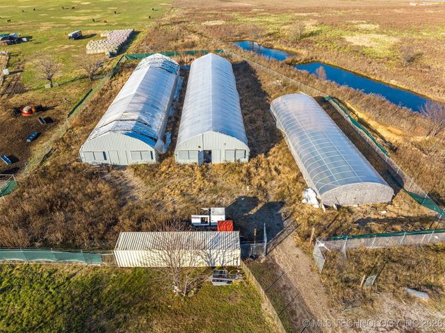 426550 E 250 Road, Chelsea, OK 74016