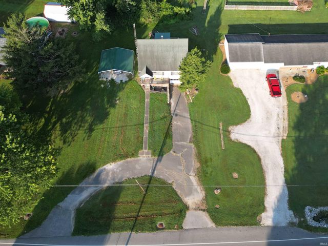 1326 N Vincennes Avenue, Petersburg, IN 47567