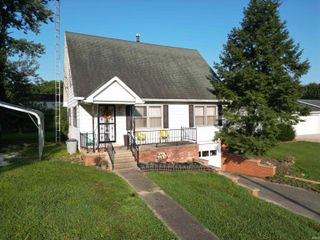 1326 N Vincennes Avenue, Petersburg, IN 47567