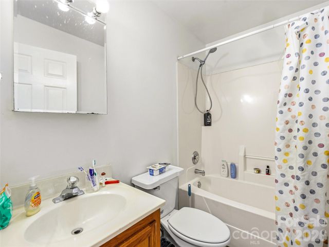 214 Short Michigan Avenue, Asheville, NC 28806