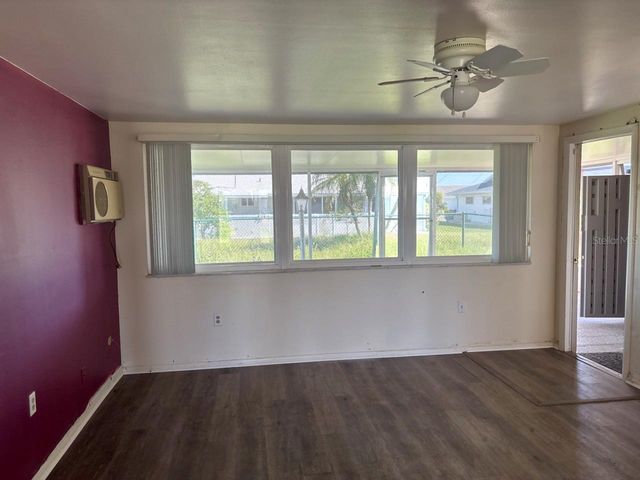 1515 ARROWHEAD DRIVE, Sun City Center, FL 33573