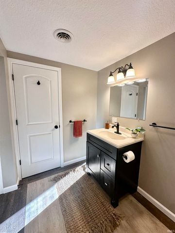 119 W Short Street, Sweetser, IN 46987