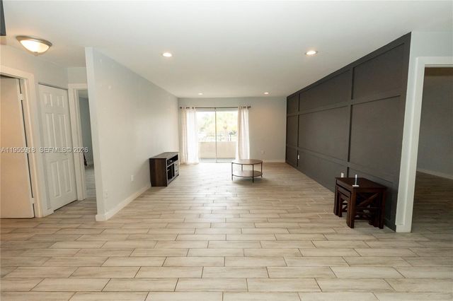 7743 SW 86th St D-227, Miami, FL 33143