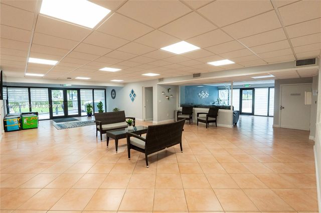 7743 SW 86th St D-227, Miami, FL 33143