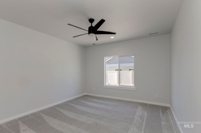 2459 N Silver Wolf Ave, Star, ID 83669