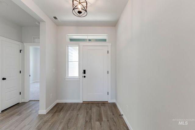 2459 N Silver Wolf Ave, Star, ID 83669