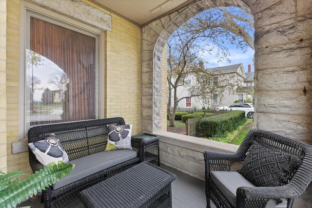 1216 Main STREET, Racine, WI 53403