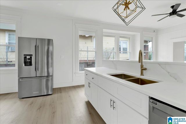 1524 33RD AVENUE N, Birmingham, AL 35207