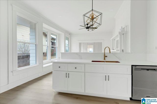 1524 33RD AVENUE N, Birmingham, AL 35207