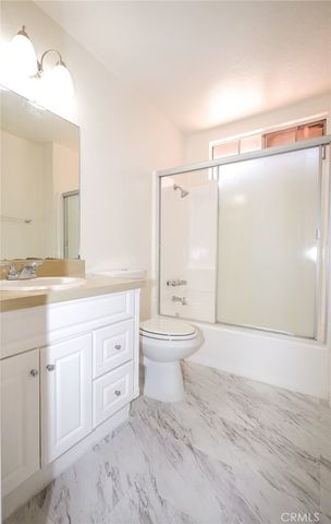 16600 Seville C, Fontana, CA 92335