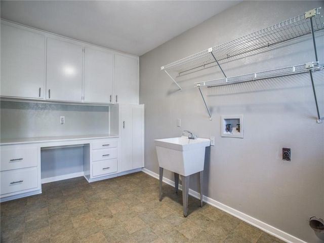 4104 Hartwood Drive, Fort Worth, TX 76109