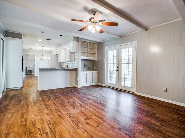 4104 Hartwood Drive, Fort Worth, TX 76109