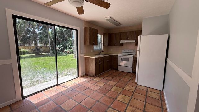 2325 SW Pamona Street, Port St. Lucie, Port St Lucie, FL 34953
