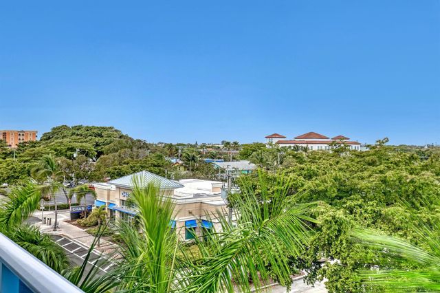 1 S Palmway 204, Lake Worth Beach, FL 33460