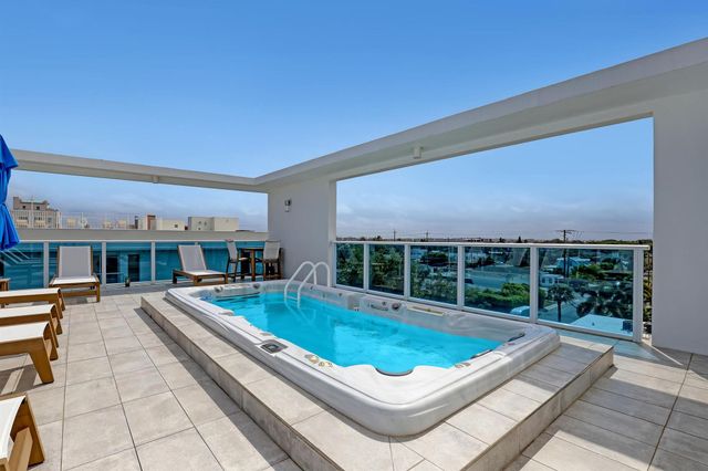 1 S Palmway 204, Lake Worth Beach, FL 33460