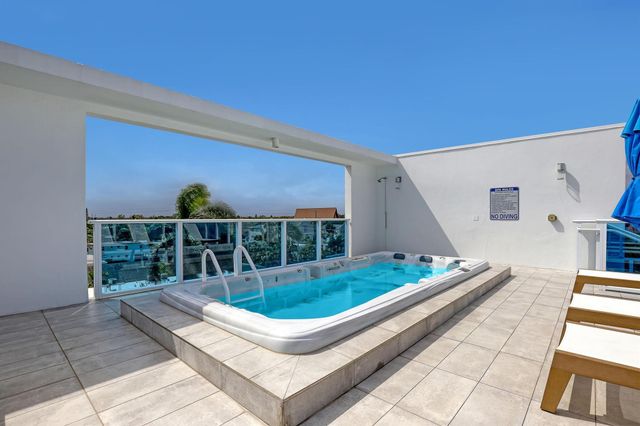 1 S Palmway 204, Lake Worth Beach, FL 33460