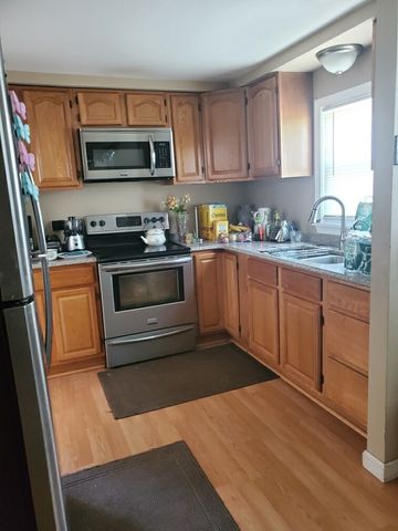 581 Newport Avenue, Pawtucket, RI 02861