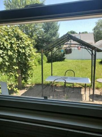 581 Newport Avenue, Pawtucket, RI 02861