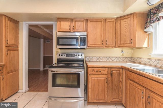 17 JUPITER DR, Sewell, NJ 08080