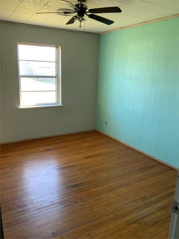 7923 Bayside Boulevard, Beach City, TX 77523