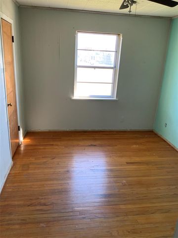 7923 Bayside Boulevard, Beach City, TX 77523