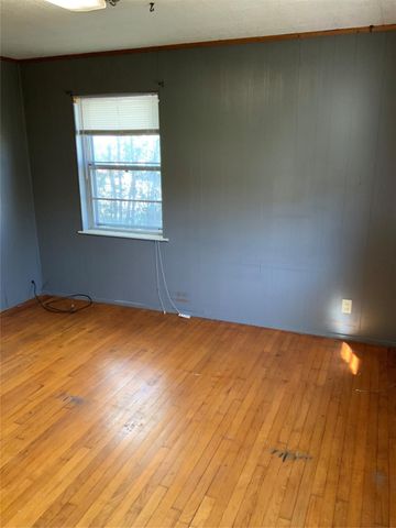 7923 Bayside Boulevard, Beach City, TX 77523