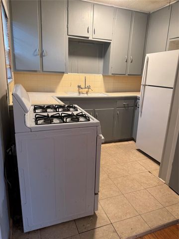 7923 Bayside Boulevard, Beach City, TX 77523