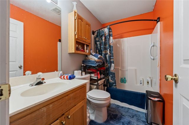 9 Aberdeen Lane, Bella Vista, AR 72715