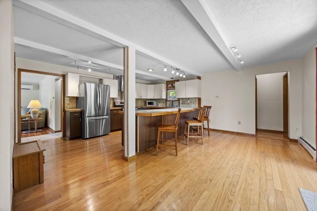 107 Hallam Avenue S, Mahtomedi, MN 55115